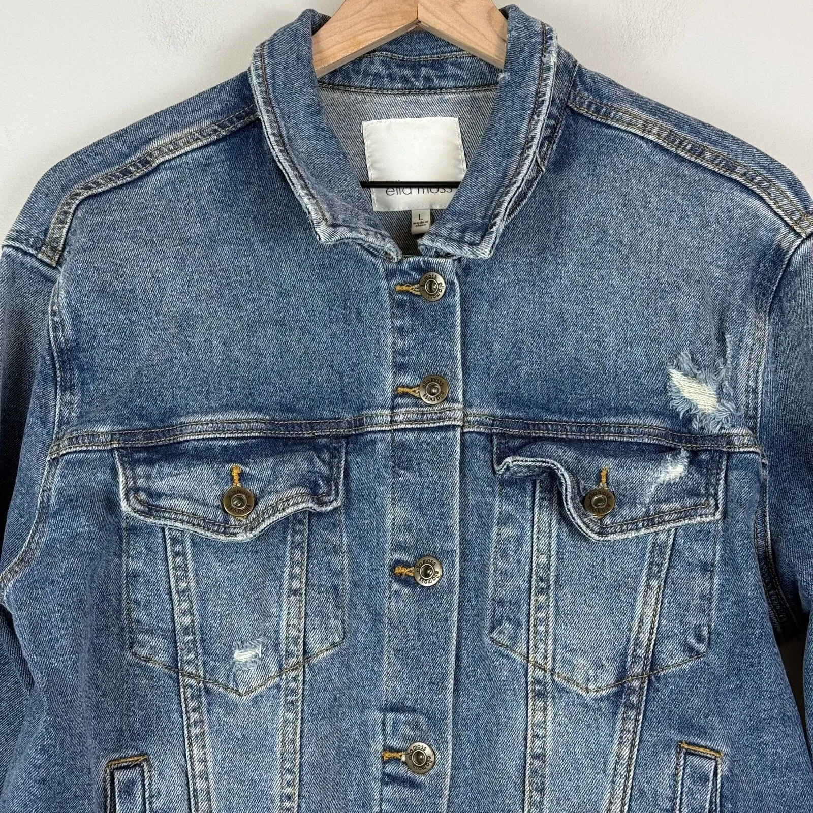 Ella Moss Denim Trucker Jacket Women Large Blue Distressed Button Front‎ Western - Image 2