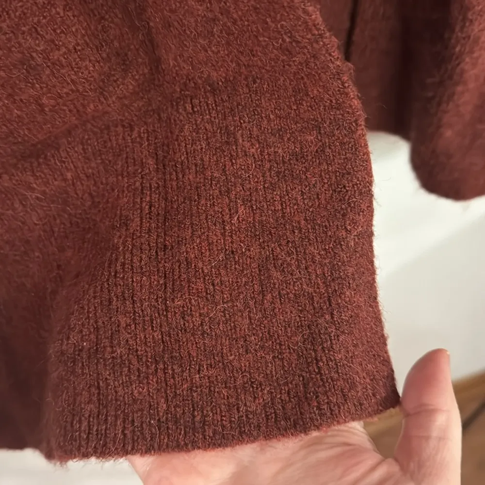 Madewell Kent Cardigan Sweater Coziest Yarn in mahogany brown hue size XS - Image 7