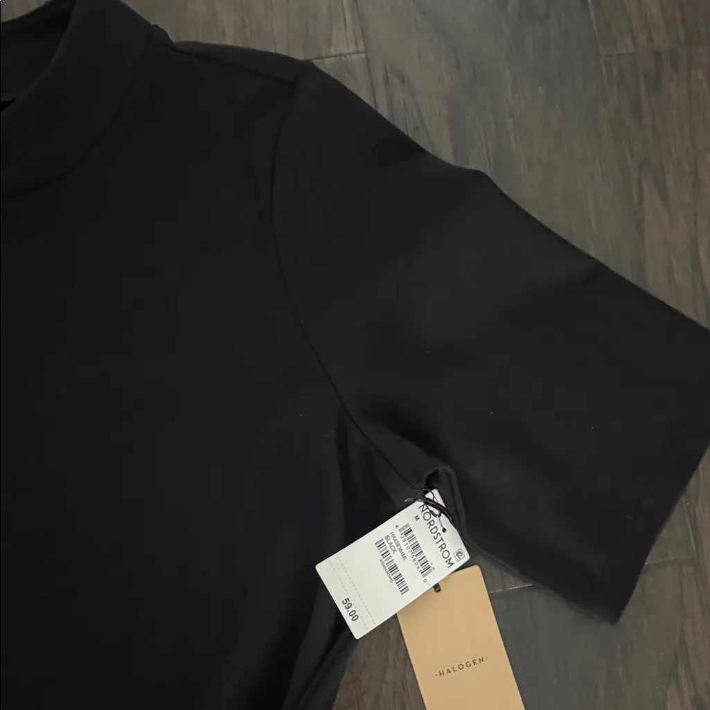 Halogen Black Short Sleeve Top with Belt - Image 3