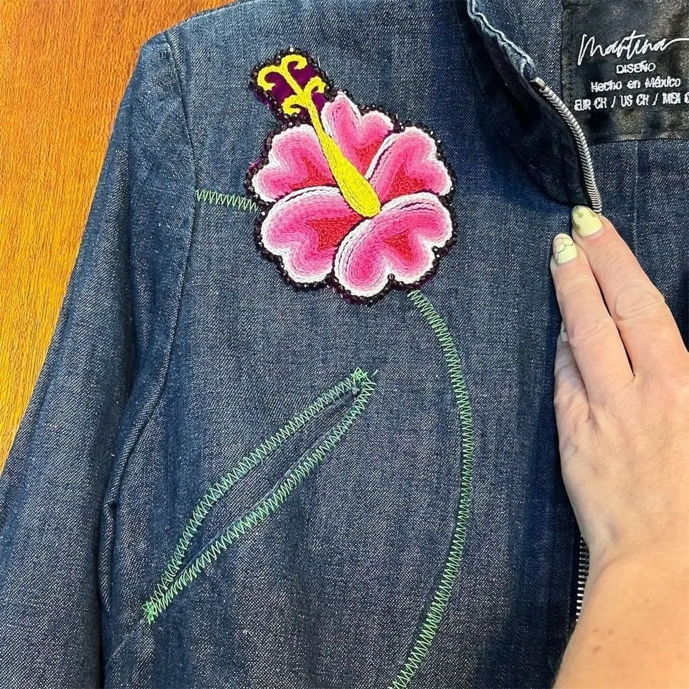 Martina Diseno Embroidered Denim Jacket Womens Blue Floral Mexican Style Size 8 - Image 9