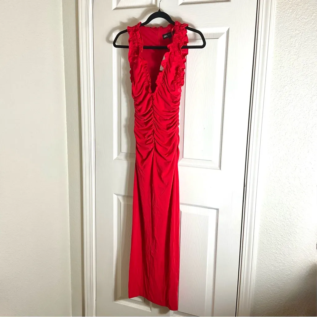 NWT Zara red sleeveless scrunched bodycon dress size XSMALL - Image 3