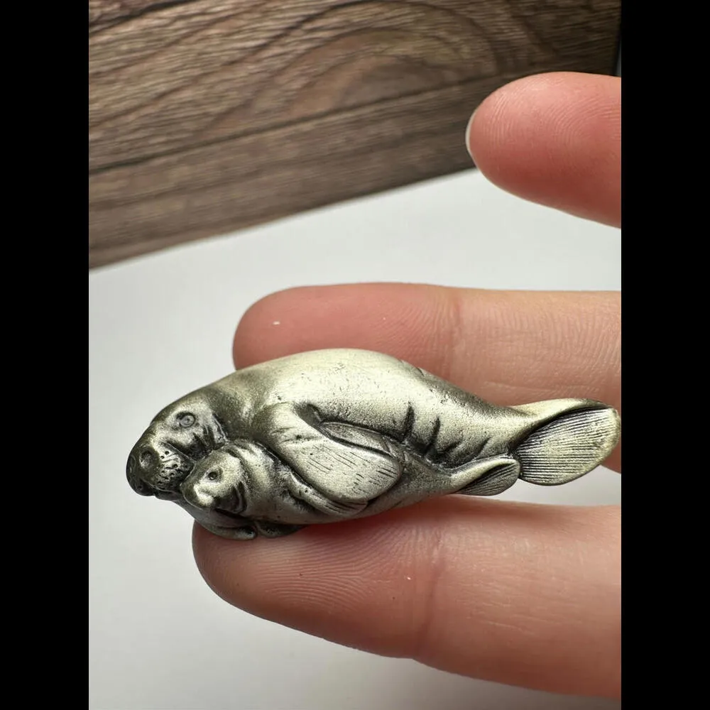 Manatee Cow / Mom With Baby Calf Brooch Pin Silver Tone - Image 8