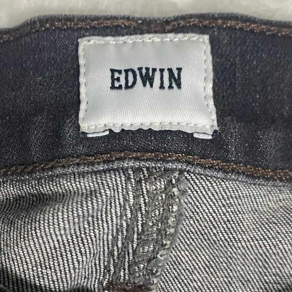 Black Straight Leg Jeans Sleek Modern Design - Image 3