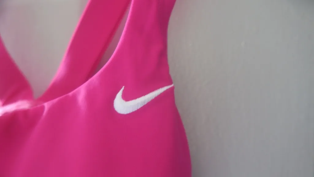 NIKE Mesh V-Back One Piece Swimsuit NESS9365 672 Size Medium in pink and white size medium. NWOT - Image 5
