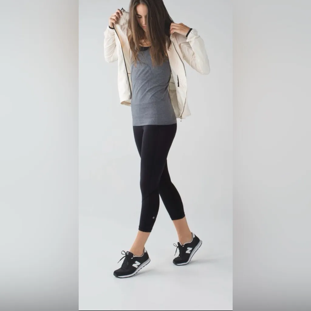 Lululemon Pace Rival Crop Leggings Size 12 - Image 2