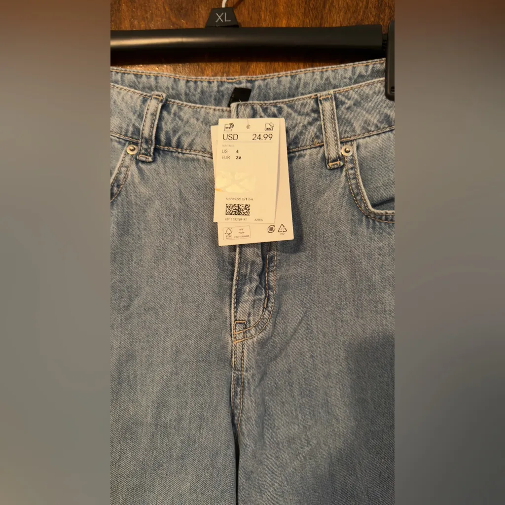 Divided  Light Blue Women's Jeans - Image 2