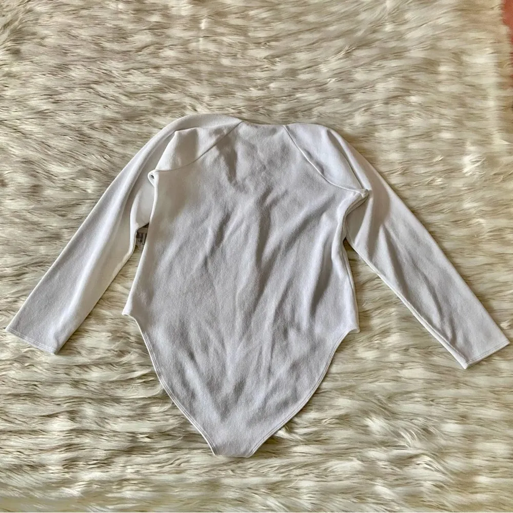 Good American White Micro Rib Scoop Neck Medium Coverage Long Sleeve Bodysuit - Image 69