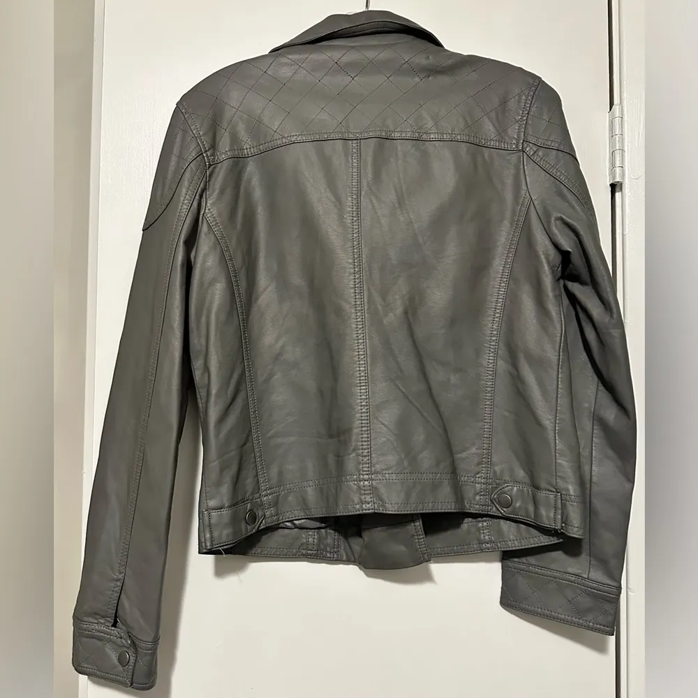 Forever 21 faux leather moto jacket gray size L - Image 3