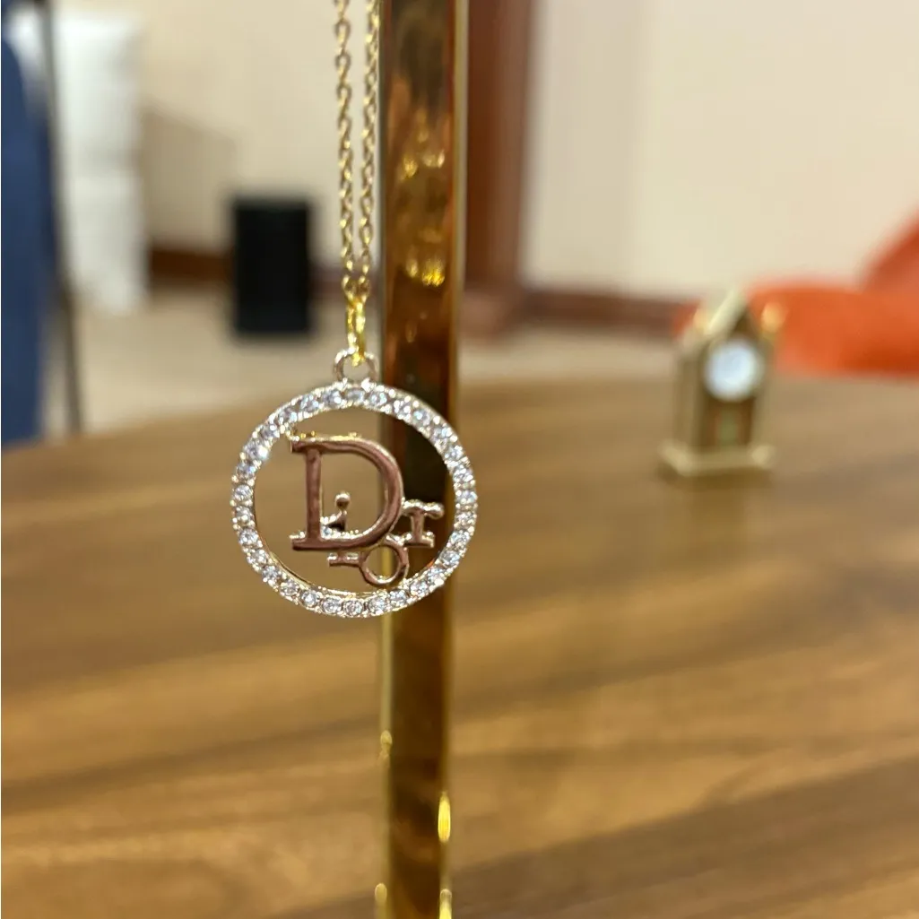 Gold and Silver Crystal Circle Pendant. Stunning!!! - Image 2