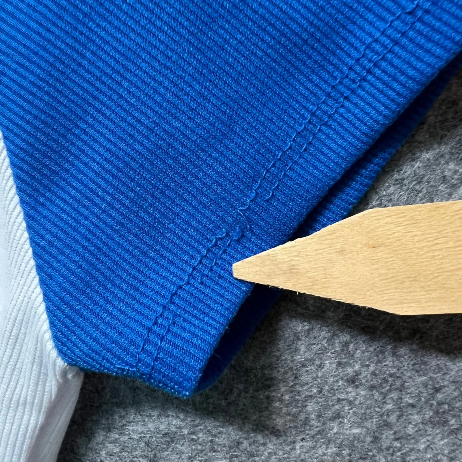 Orange Kiss Los Angeles California Ribbed Baby Tee‎ Size L Blue White Y2K Retro - Image 6