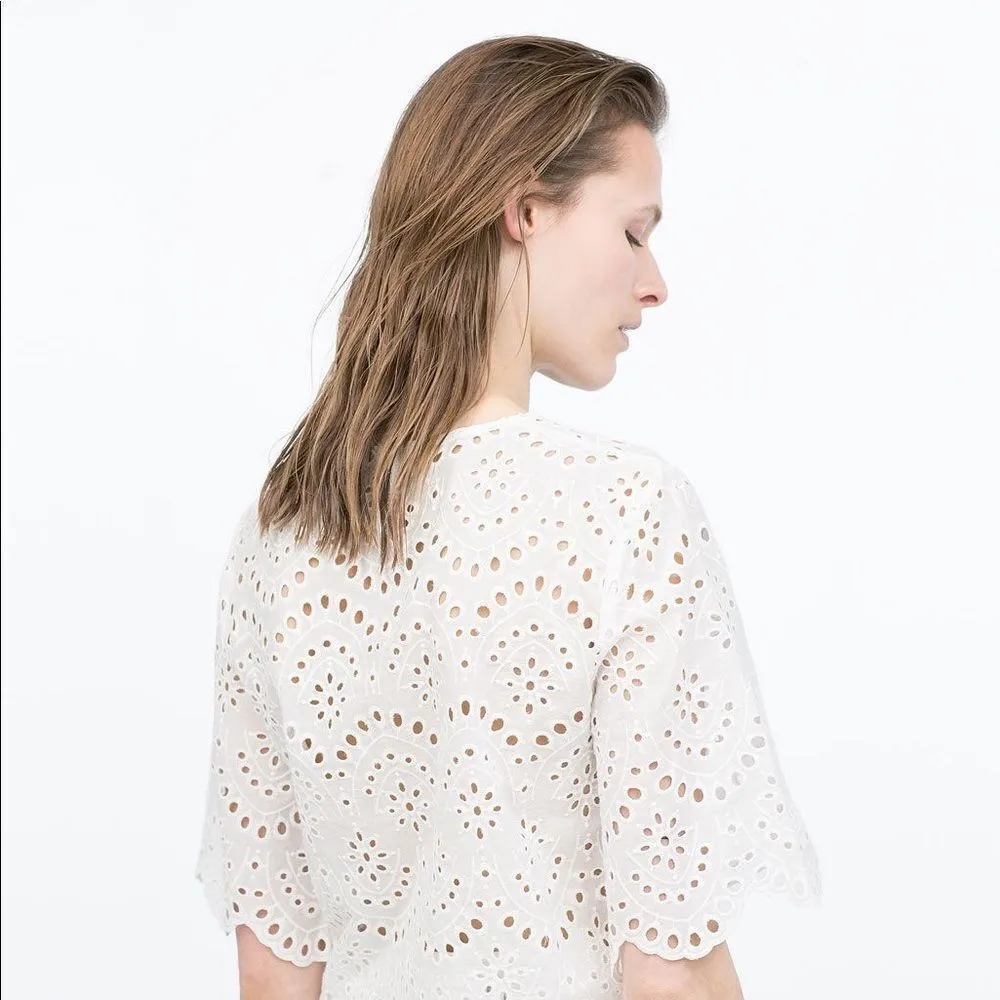 ✨HP✨ZARA  - CROPPED EMBROIDERED LASER-CUT TOP✨ - Image 7
