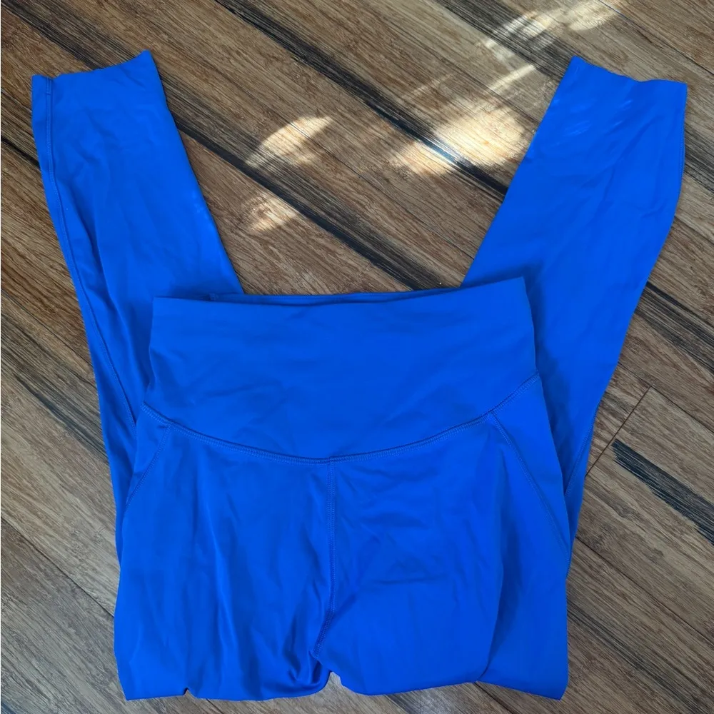 Lululemon  Base Pace High-Rise Crop 23" - Image 2