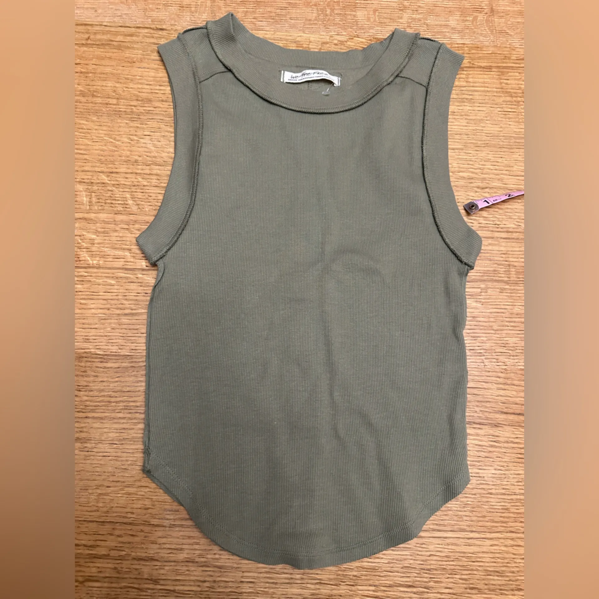 We The Free People NWOT Kate Tank green sz Medium 13" ptp - Image 2