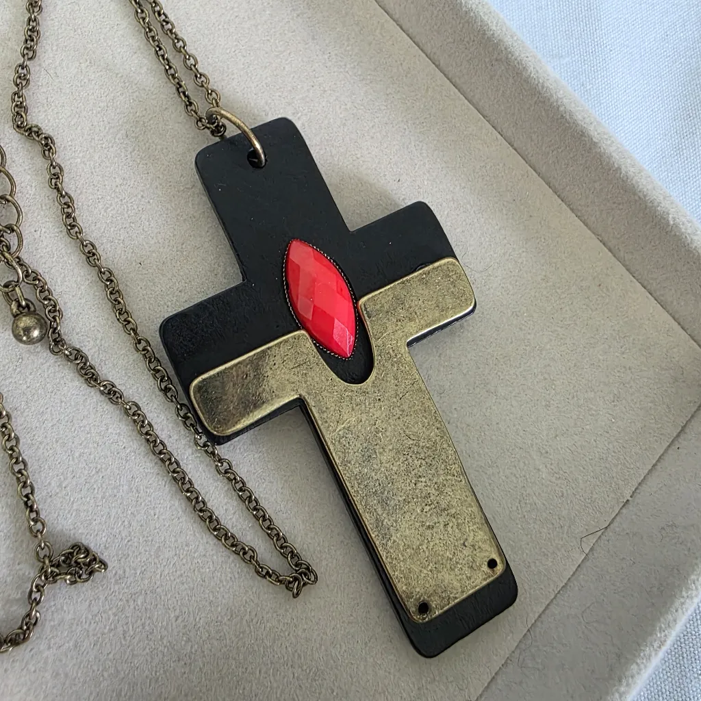 Statement Long Chain Necklace With Wood And Metal Cross with Earrings Gold - Image 3