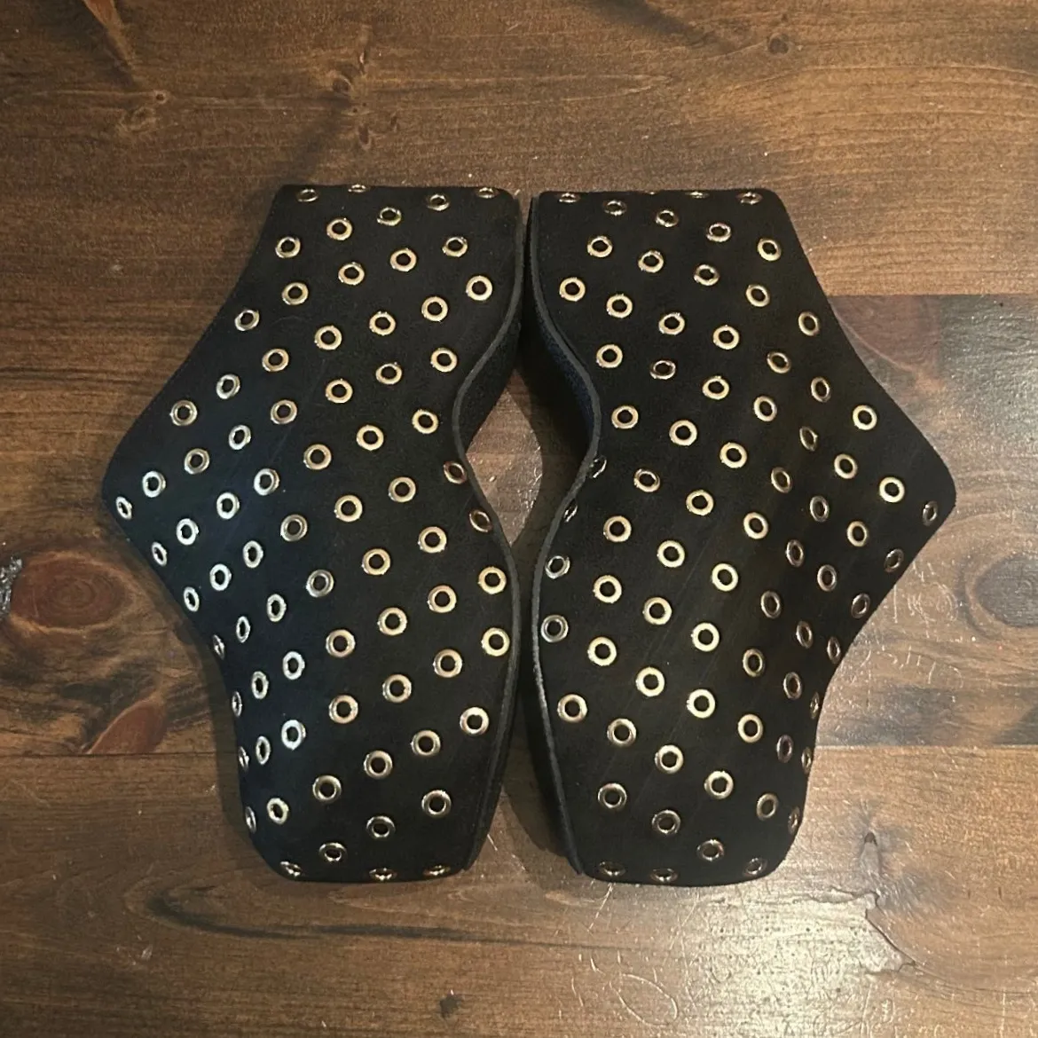 Urban Outfitters Azalea Wang Dilip Studded Clog Grommet Platform Chunky Shoes Black Size 9 - Image 9