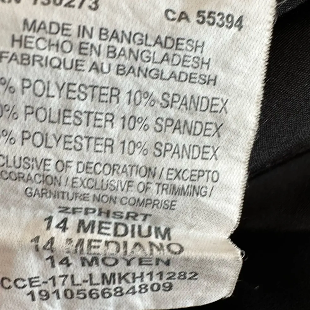 Lee Women’s regular fit 14M Black Canvas Cargo Shorts. Lightweight. Stretch. - Image 7