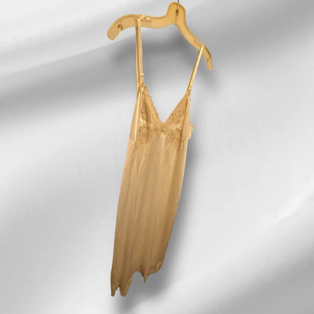 Vintage Vanity Fair Full Slip‎ Size undefined - Image 4