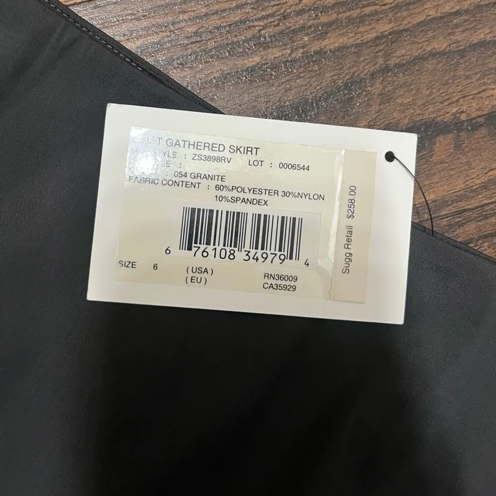 Calvin Klein Soft Gathered Skirt NWT Size 6 - Image 3