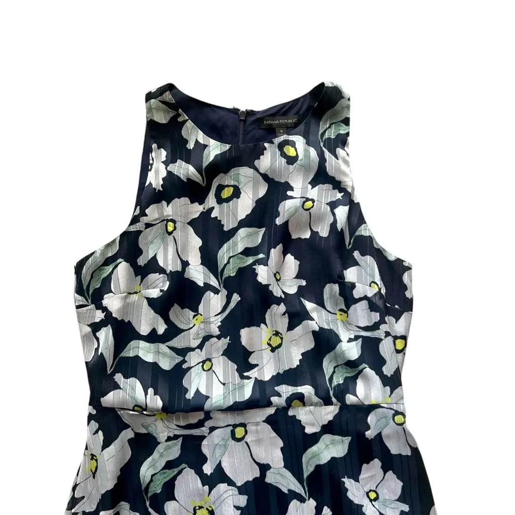 Banana Republic Floral Fit-and-Flare Sleeveless Maxi Dress Navy Size 6 - Image 5