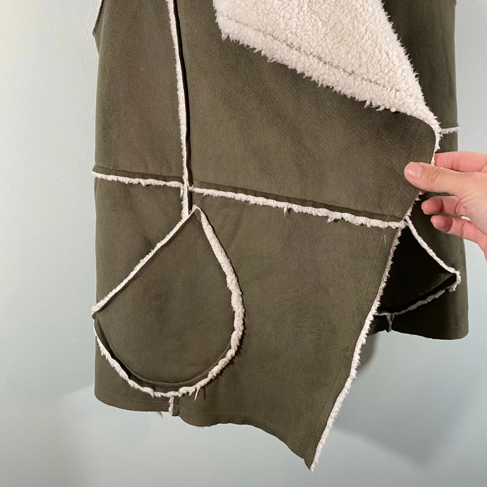 Caslon Women Green Faux Suede Sherpa Lined Vest Size S - Image 6