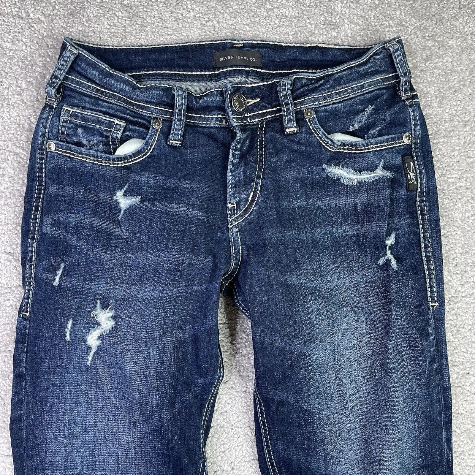 Silver Jeans Women's 27X24.5 Blue Suki Capri Low Rise Dark Denim Stretch - Image 2