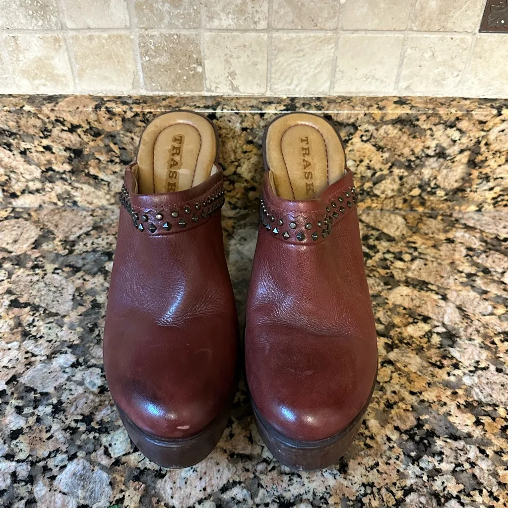 TRASK Reese Brown Full Grain Leather Studded Mule Clogs Shoes Heels Womens‎ 8.5 - Image 2