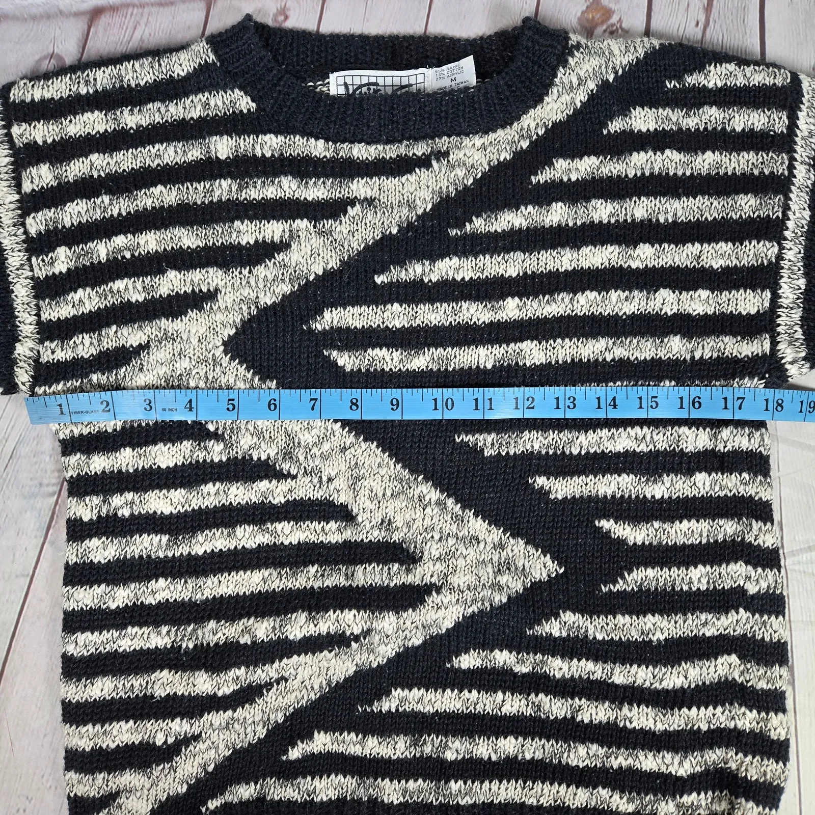 Vintage 80s Knitsworks Black White Zig Zag Stripe Geometric Knit Sweater Medium - Image 5