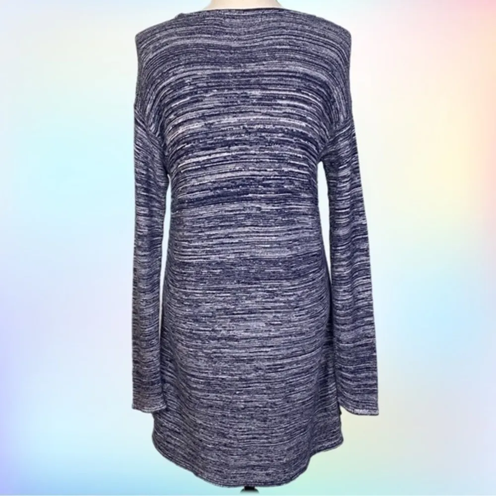 ELLEN TRACY blue and white heather sweater in “Denim Blue Ivory”. Medium. EUC - Image 5