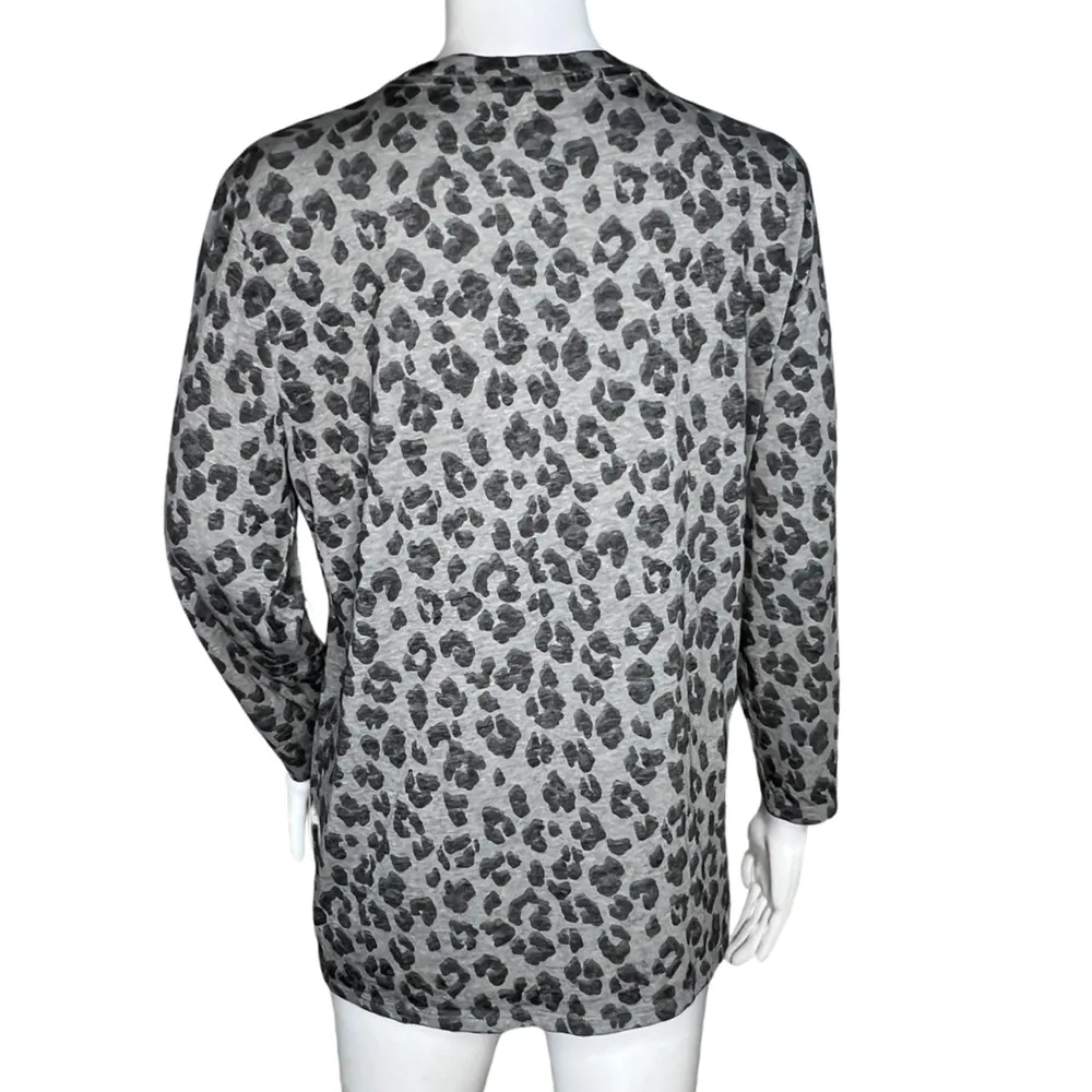 Lucky Brand Shirt Women Large Gray Animal Print Tee Long Sleeve Crew Neck Casual - Image 4