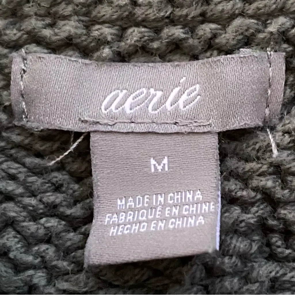 Aerie Women’s Sz‎ M Sage Green Cotton Blend Crew Neck Cable Knit Sweater - Image 5