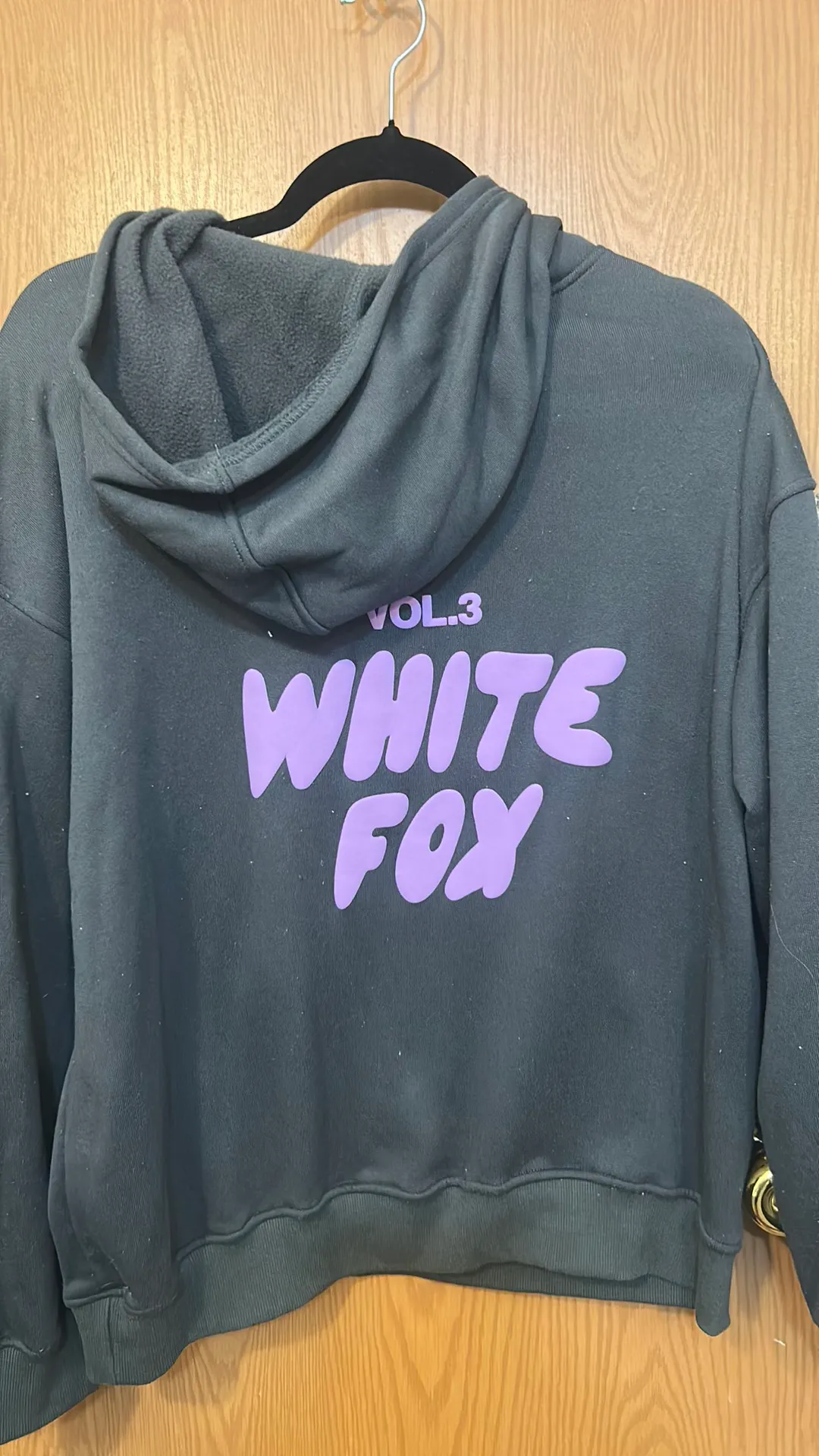White Fox Boutique Size L - Image 3