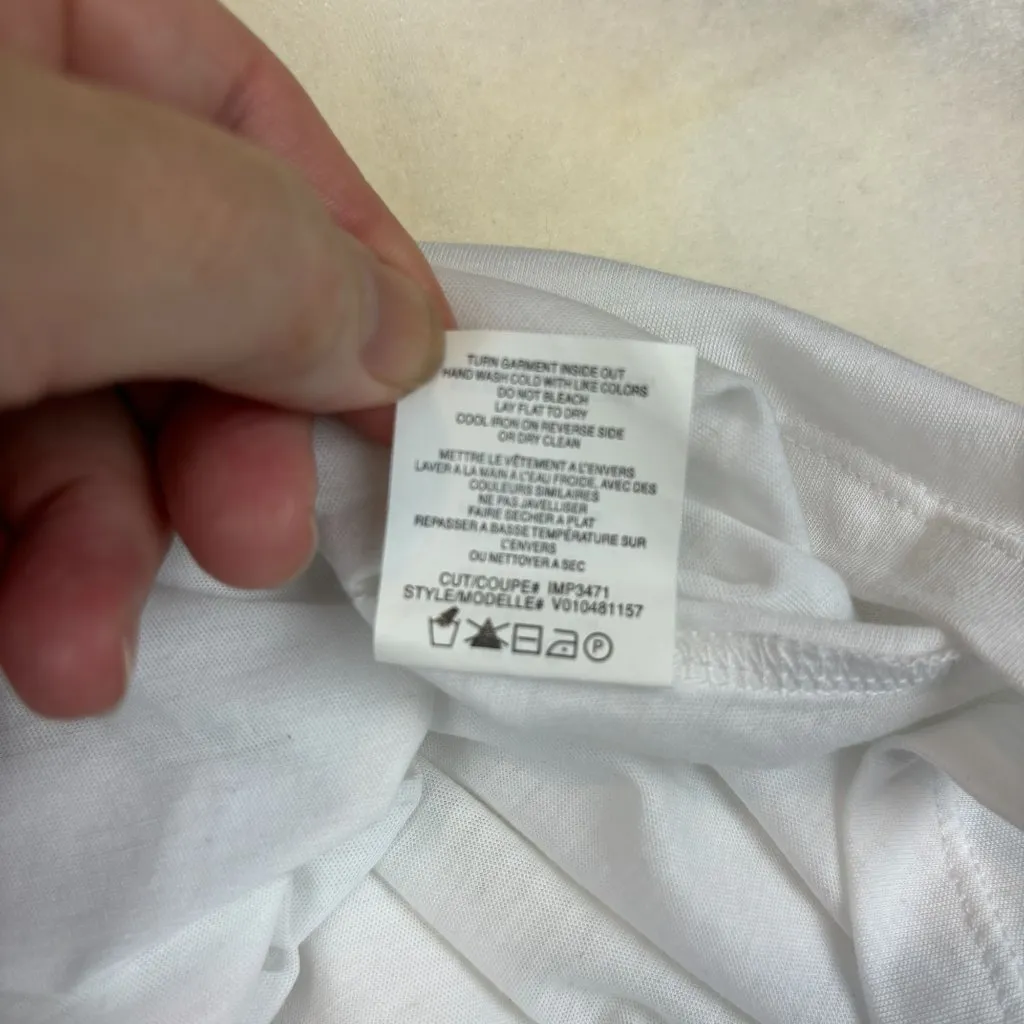 Vince sleeveless blouse, size Medium, boxy fit, dressy, career, casual, NWT - Image 10