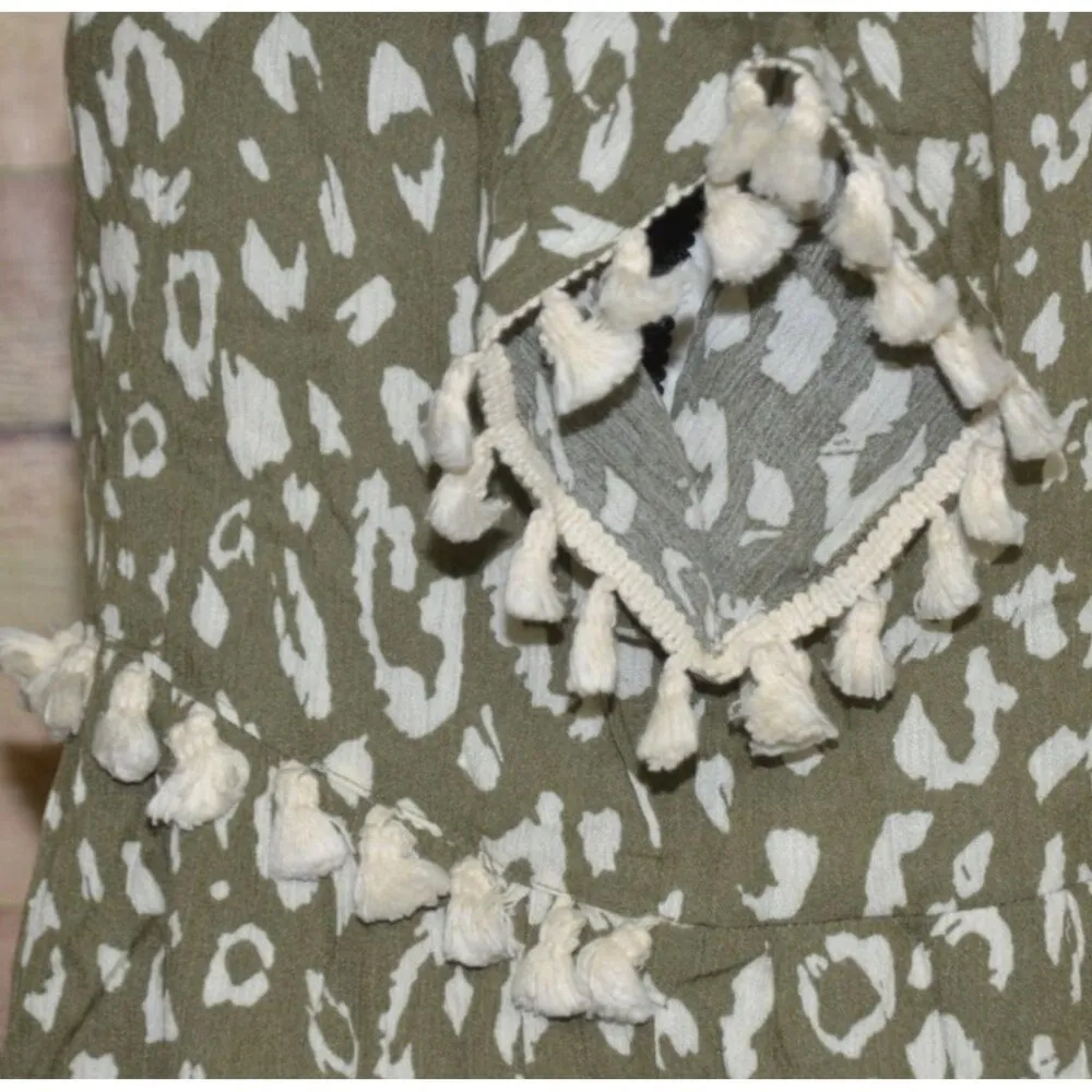 Andree By Unit Ladies M Leopard Print Olive Green & Cream Rayon Blouse Top Cute - Image 7