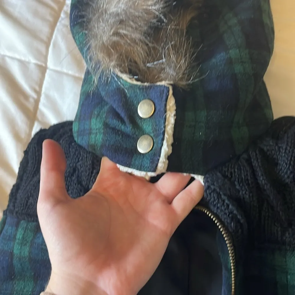 Adorable flannel vest - Image 3