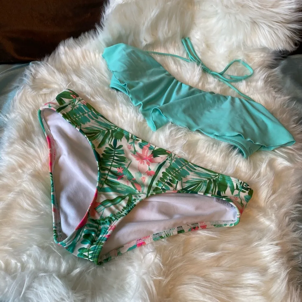 Mint Green & Pink Floral O’Neill Bikini Set Women’s Size Small / Medium Swimsuit - Image 6