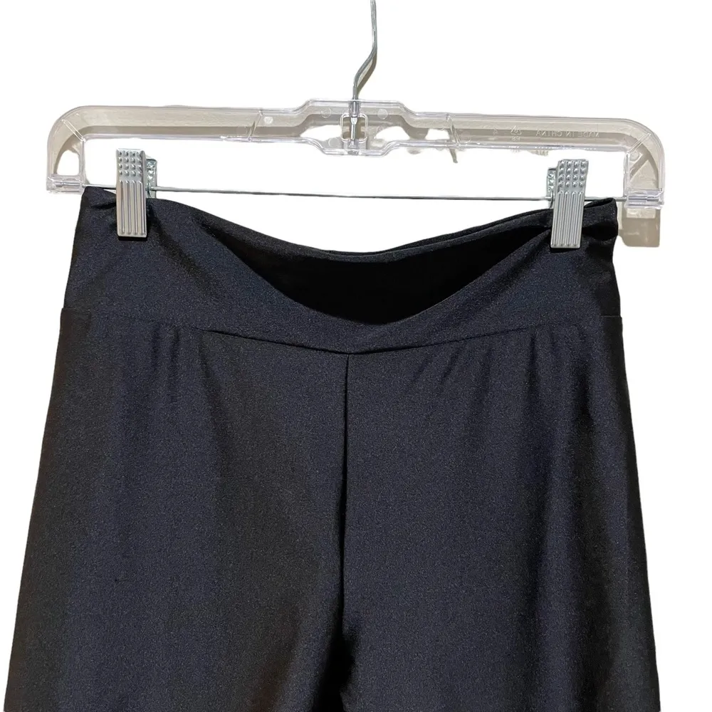 Forever 21 Biker Legging Shorts Stretch Black Size Medium New With Tags - Image 5