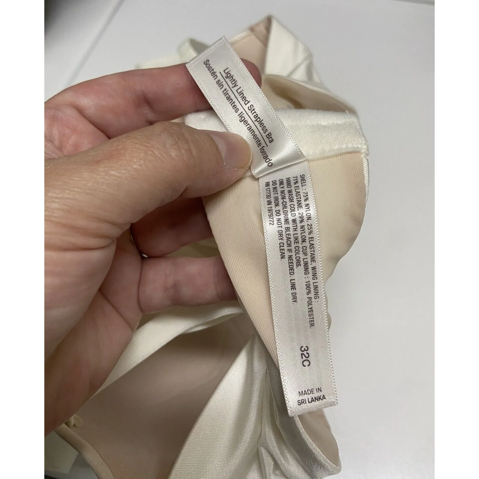 Auden Womens Bra Sz 32C‎ Lightly Lined Strapless Fresh White - Image 8