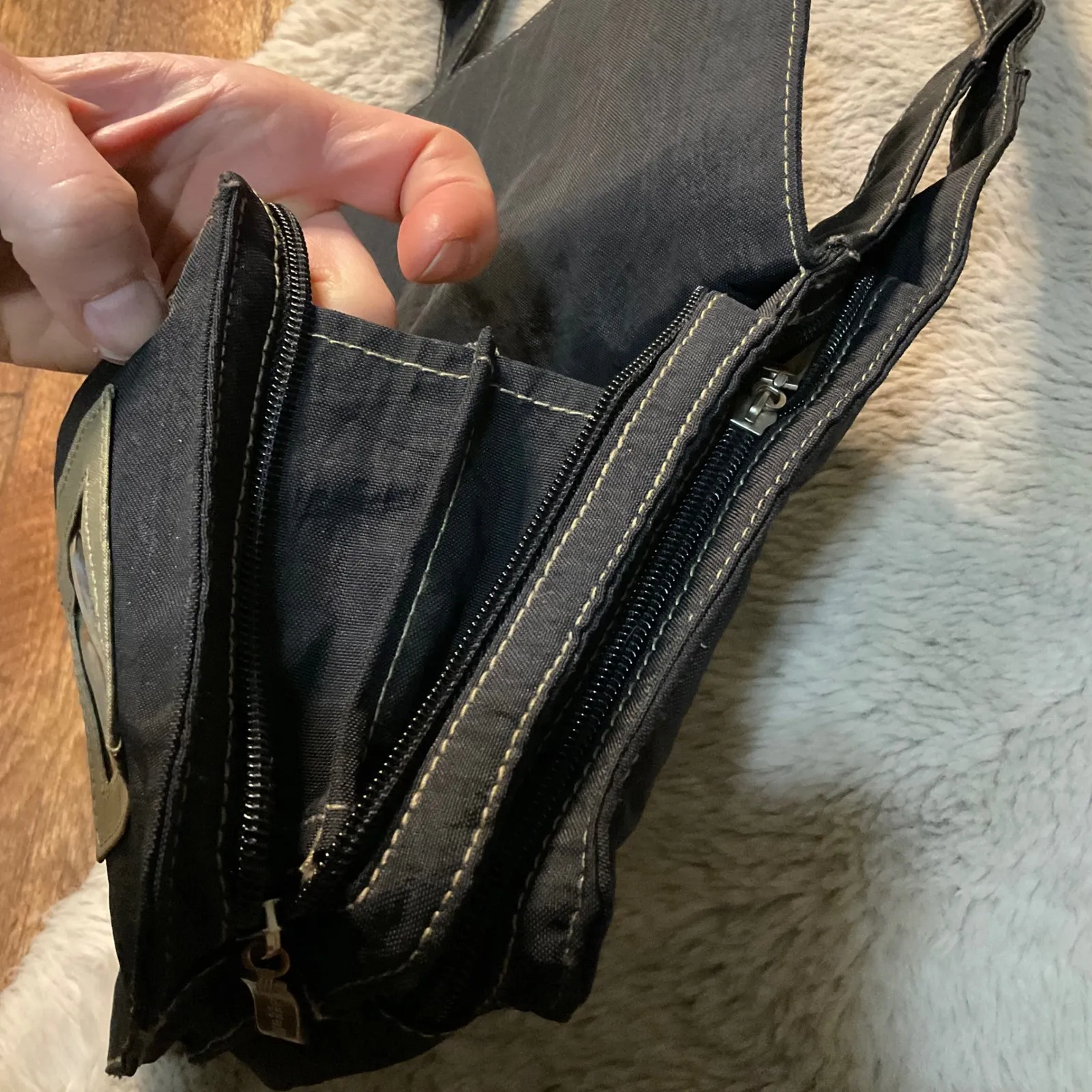 Baggalini Crossbody Nylon RFID Bag Tavel Multi Compartment Black - Image 5