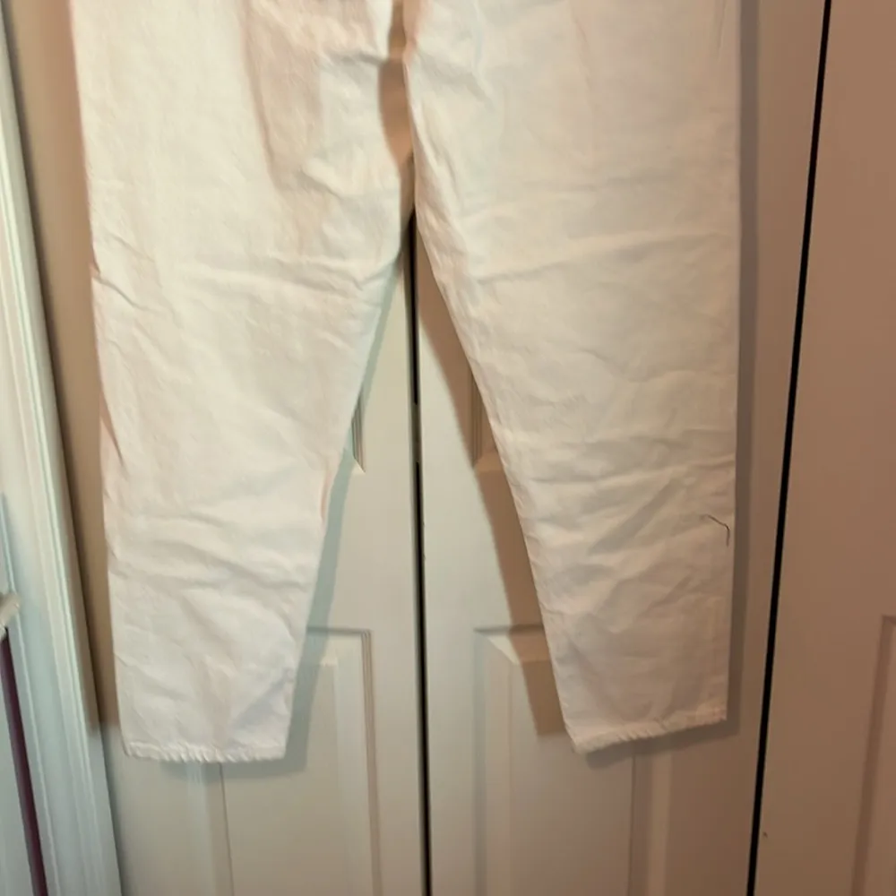 Gap  white mom jeans - Image 6