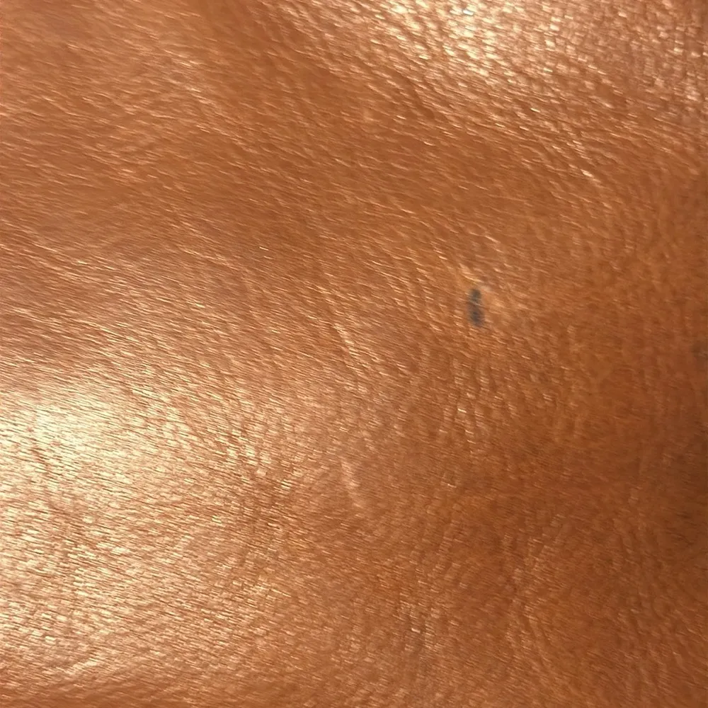 Patricia Nash absolutely gorgeous wristlet. Italian brown leather. - Image 3