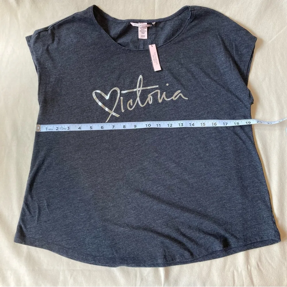 Victoria’s Secret Gray Short Cap Sleeve Tee with Logo - Image 5