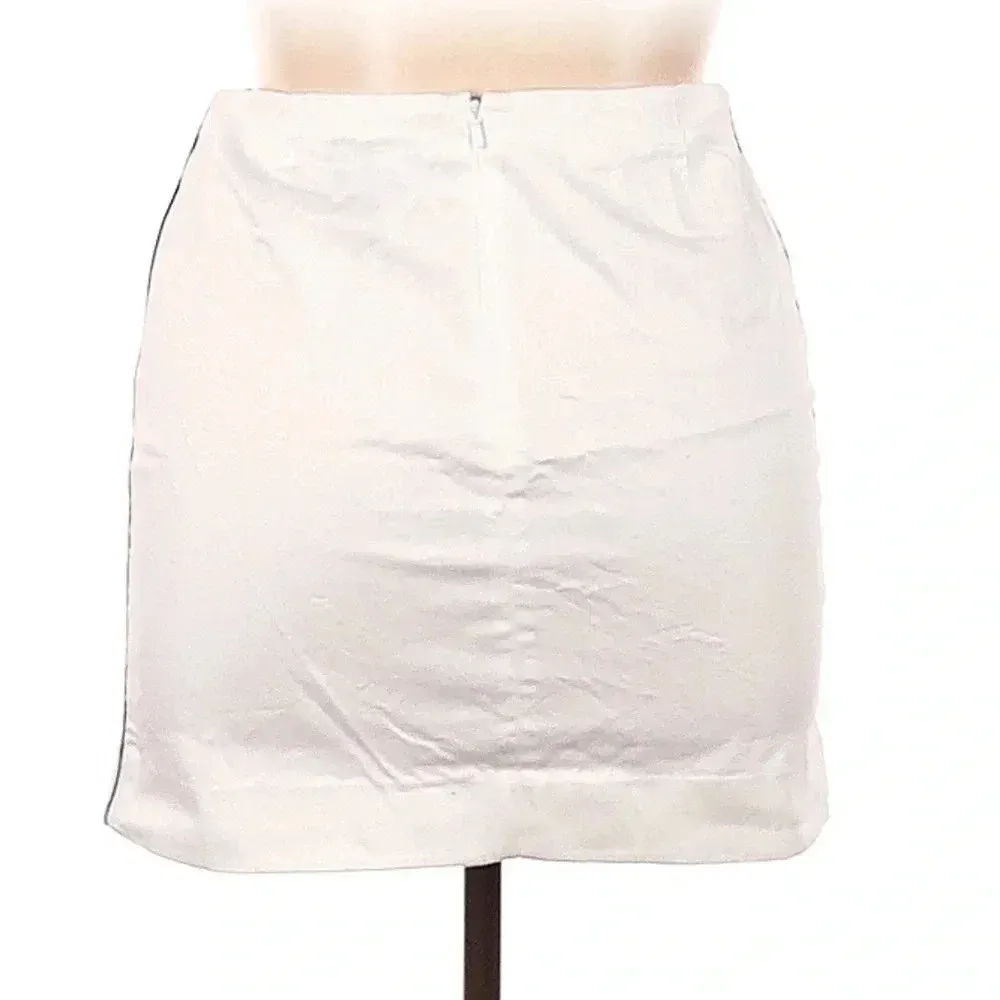 Lauren Ralph Lauren | White Mini Skirt W/ Side Pinstripe Size 14P Petite - Image 2