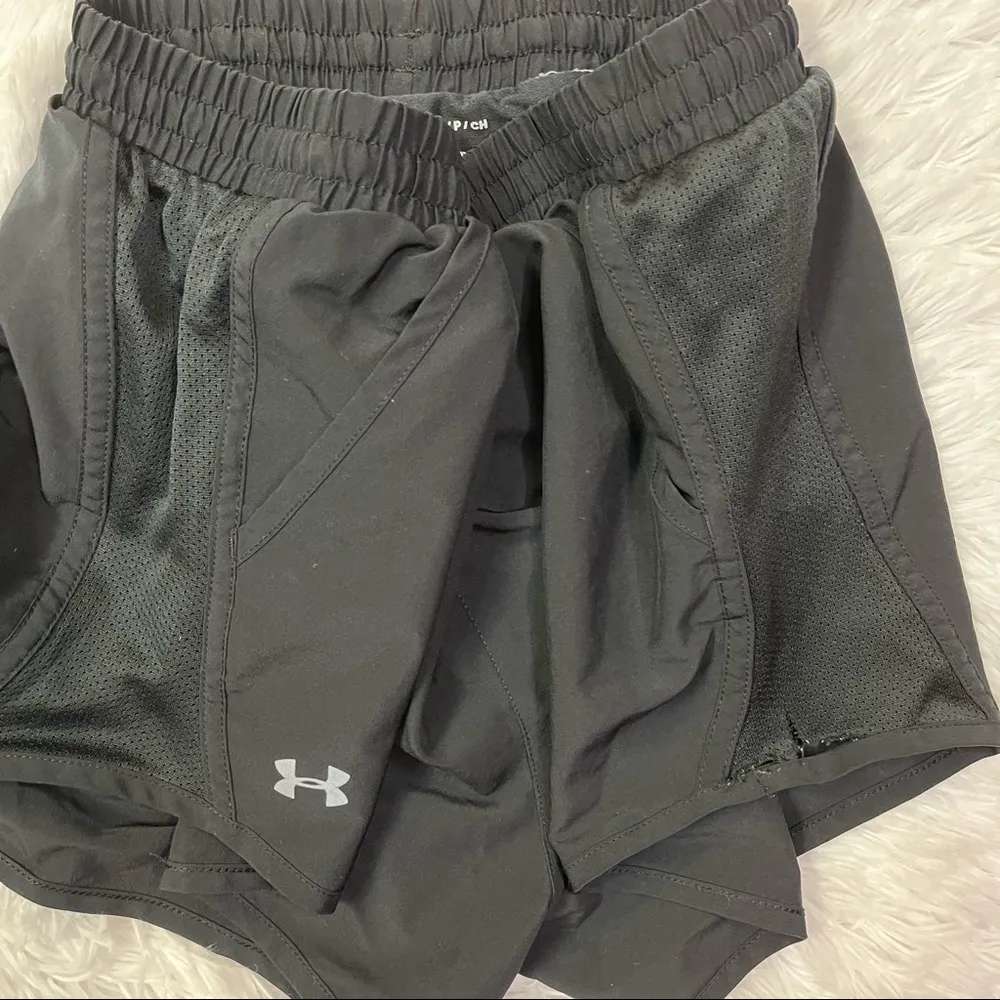 UNDER ARMOUR Women’s Black Loose Fit HeatGear Athletic Running Shorts Small - Image 5