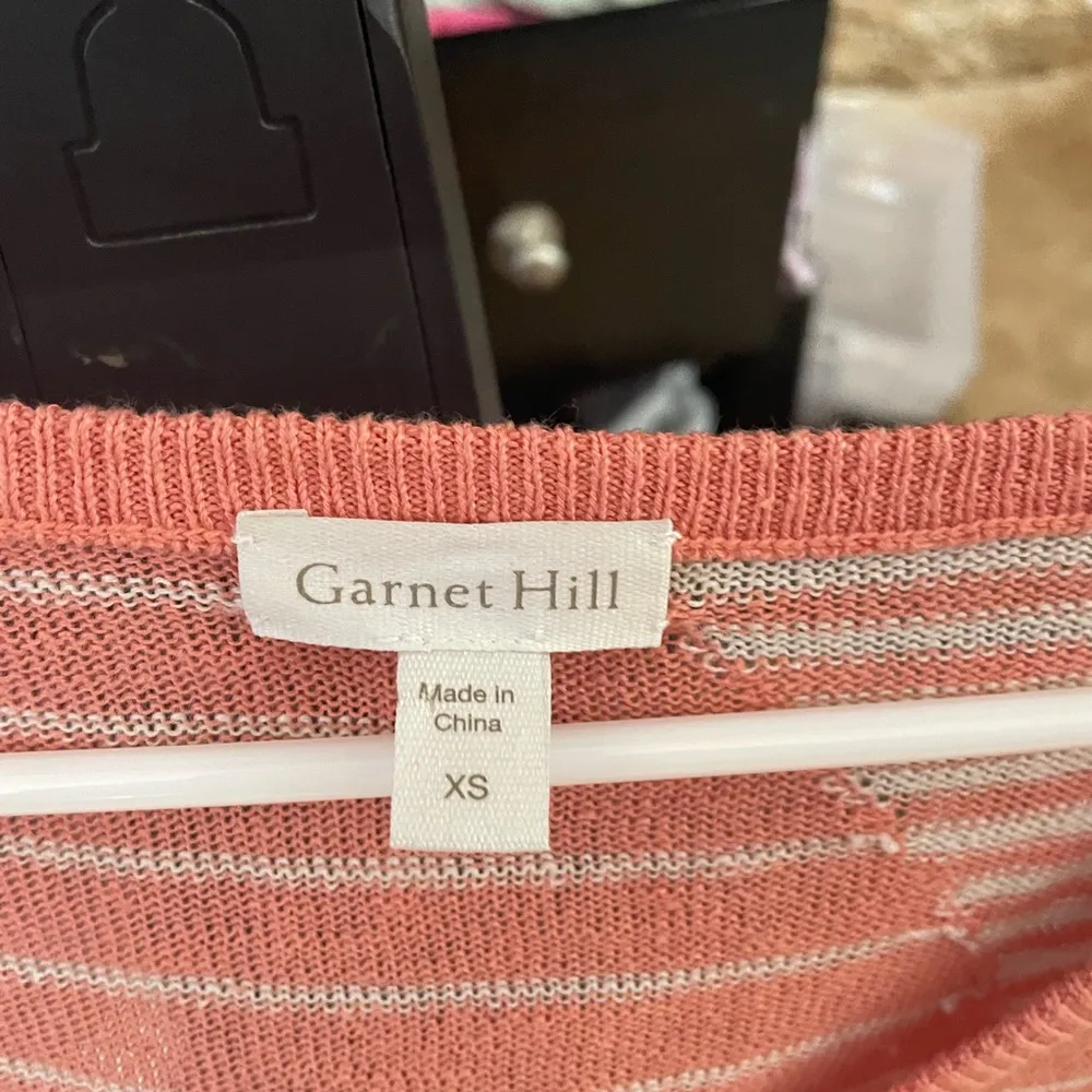 Garnet Hill Relaxed Linen V Neck Sweater Rose Stripe Coral XS - Image 3