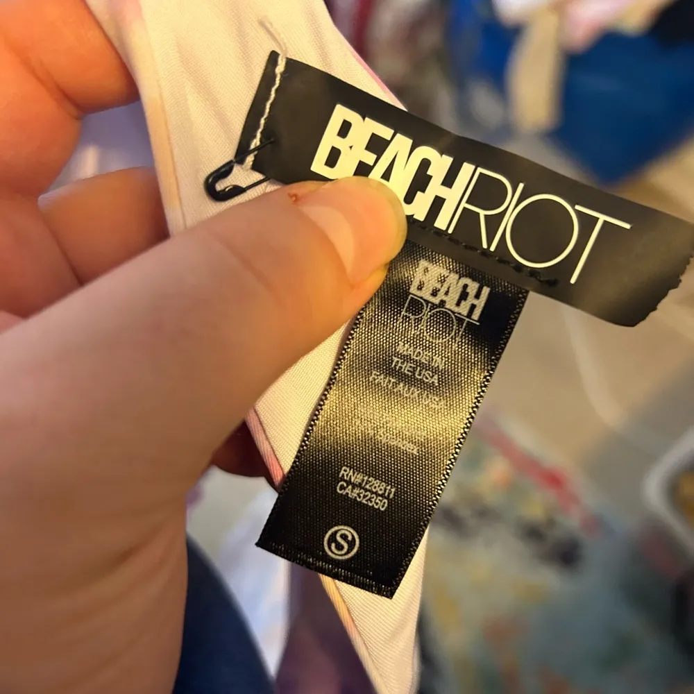 BEACH RIOT TIE DYE BIKINI TOP - Image 3