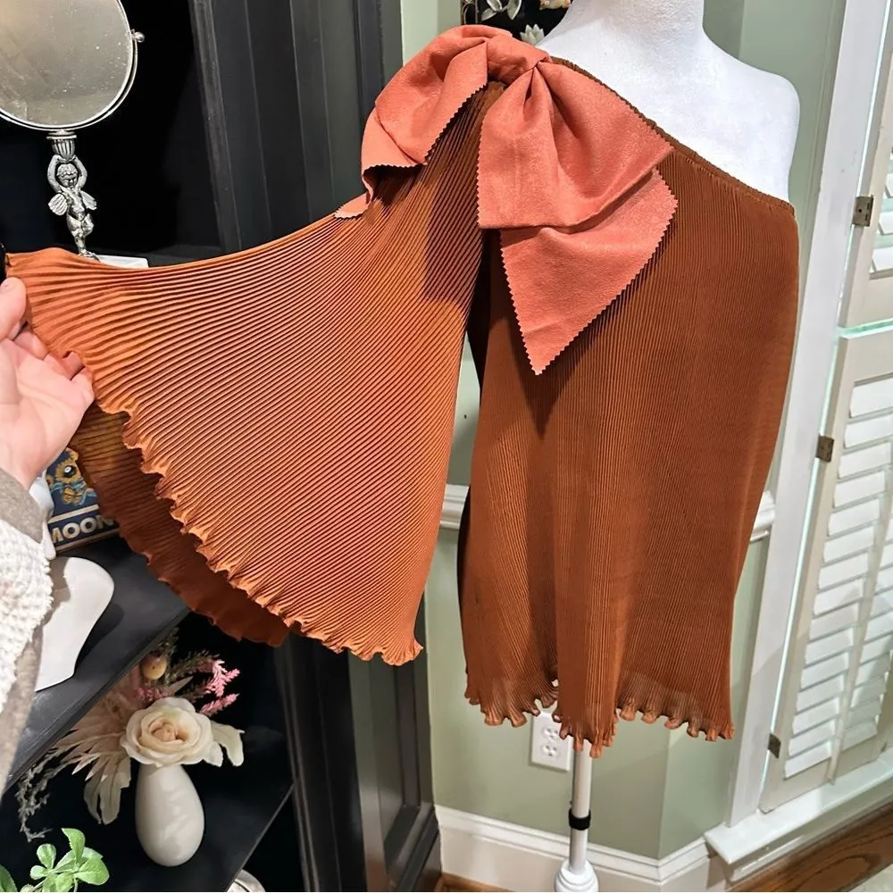 Judith March One Shoulder Pleated Tunic Top – Size Small (US) - Image 5