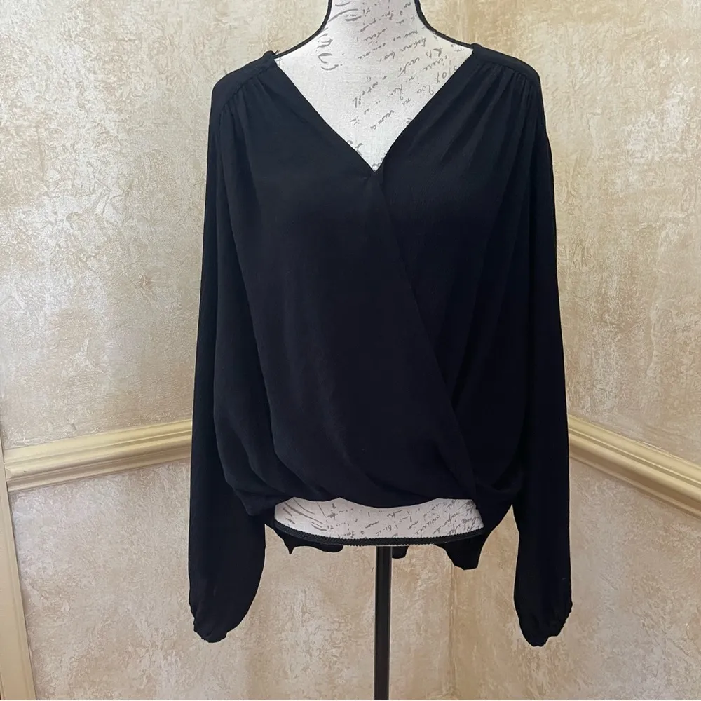 Free People Check On It Draped Wrap Top Hi-Low long sleeve Viscose Black Sz M - Image 4