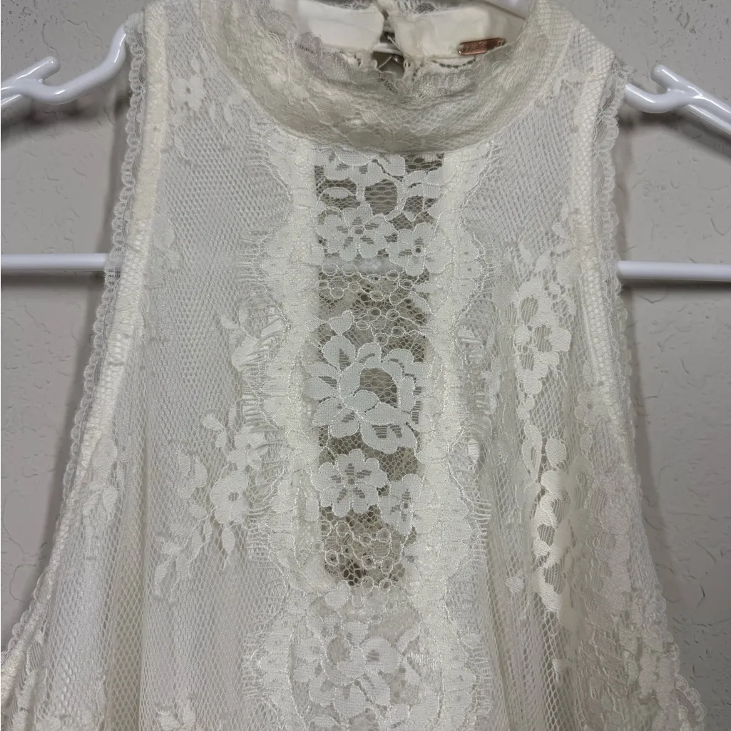 Free People Verushka Lace Mini Dress Size 2 - Image 4