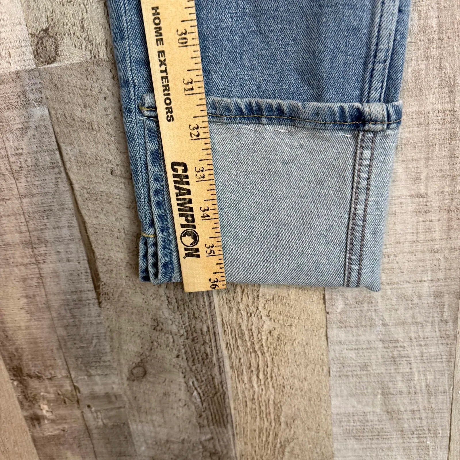 Light Wash Denim Jeans Women's Size 12 Skinny H&M &Denim Chic Classic - Image 6