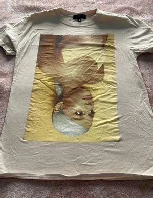 Sweetner Tour tee - Image 2